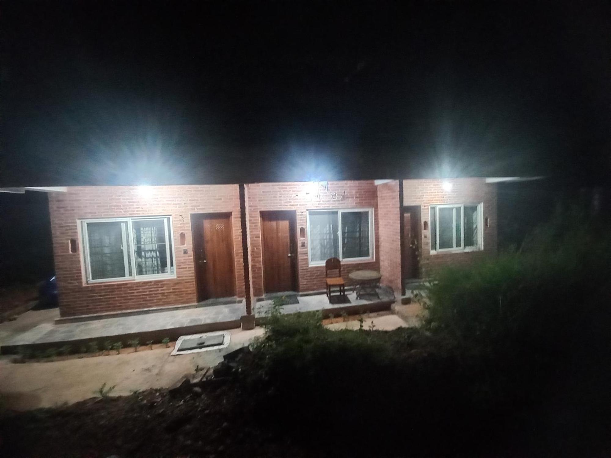 Mount Fuji Homestay Deorāli Kültér fotó